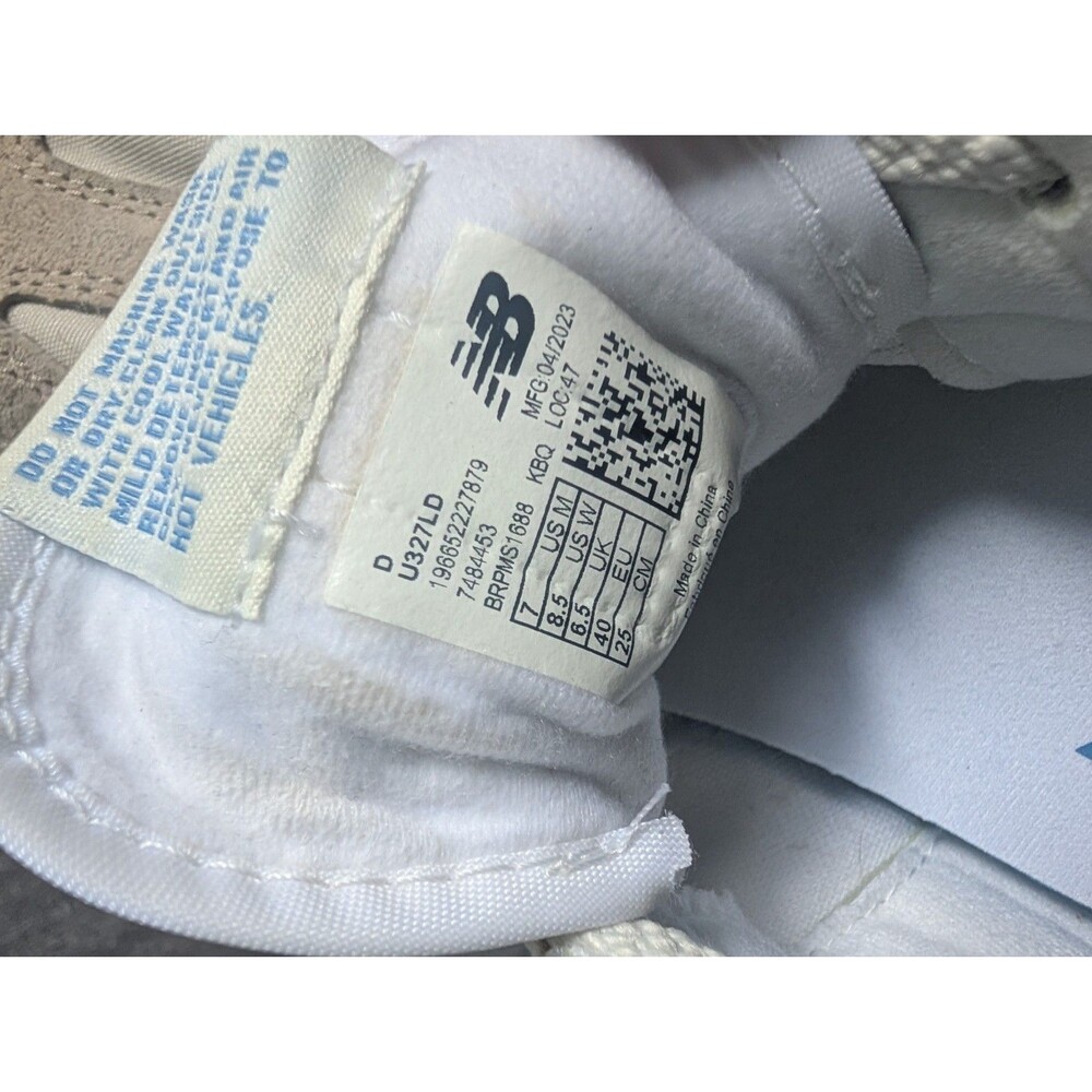 New Balance 327 Shoes 'Beige White' Nylon Retro Runner Lug Sole Women's 8.5 - Picture 6 of 6